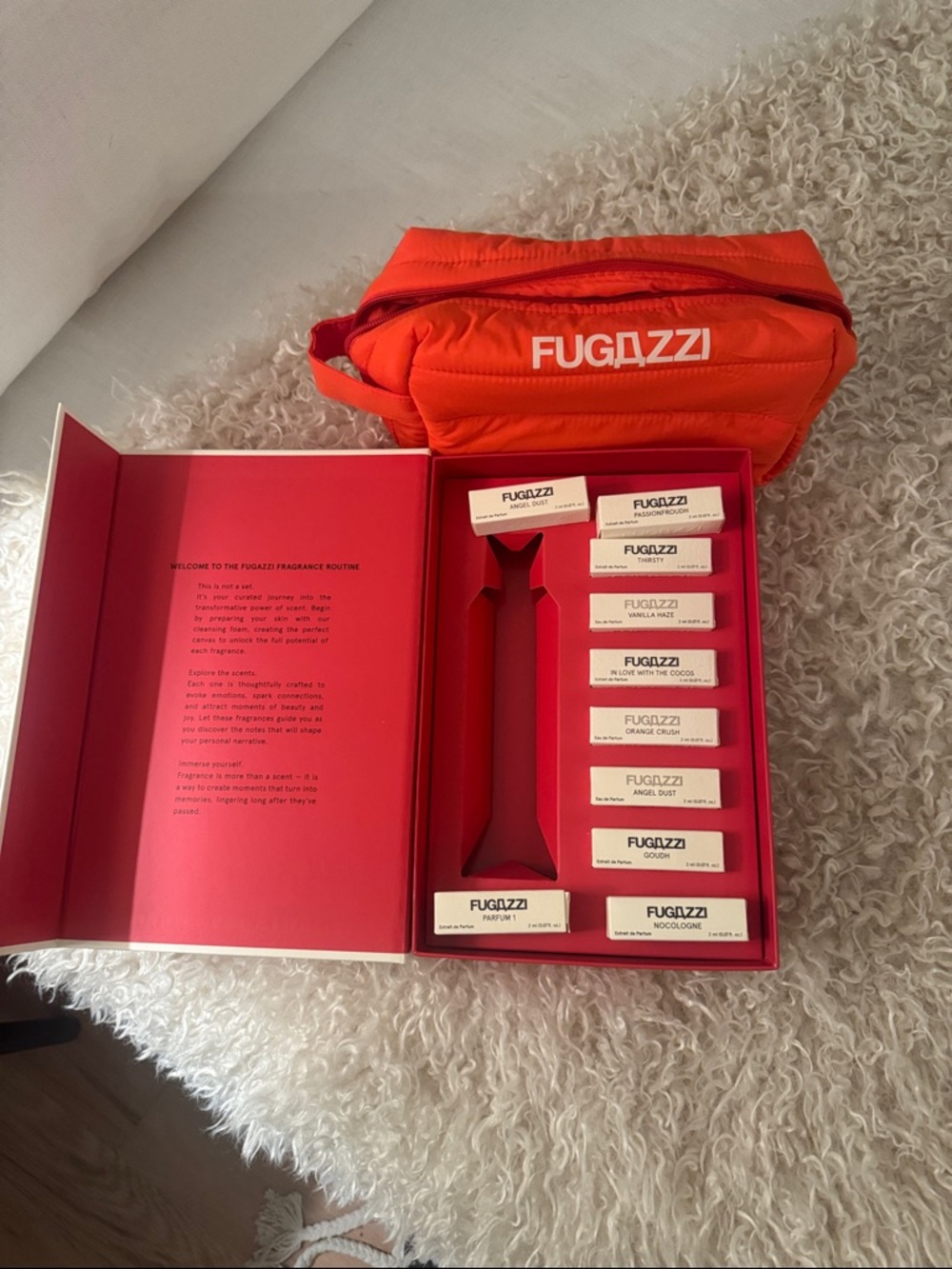 Fugazzi Women’s perfume sampler Fragrance Kit - Orange makeup bag
